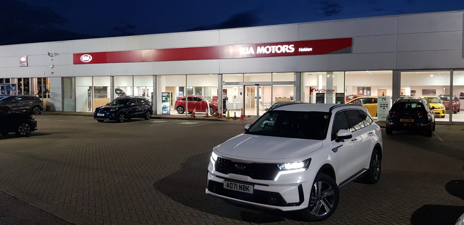 Holden Kia Car dealership in Norwich AutoTrader